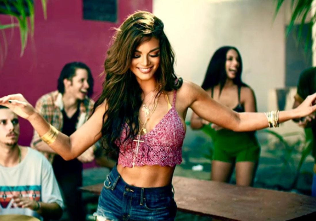 Extrait du clip de la chasons reggaeton “Despacito” © instagram.com/@ZuleykaRivera